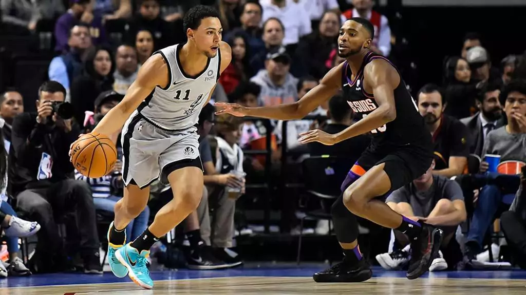 Predicción Spurs vs Suns 🏀 Apuestas NBA 2022