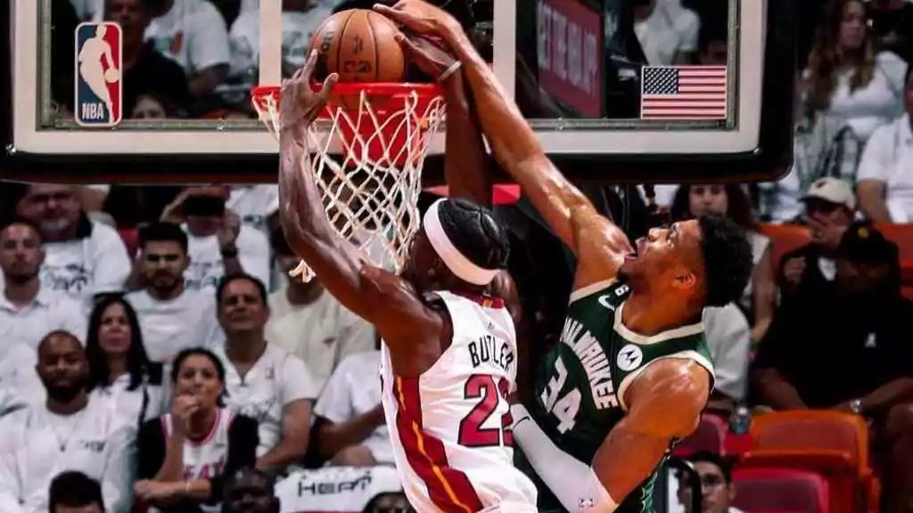 Prediccion Milwaukee Bucks vs Miami Heat 🏀 Apuestas NBA 2023